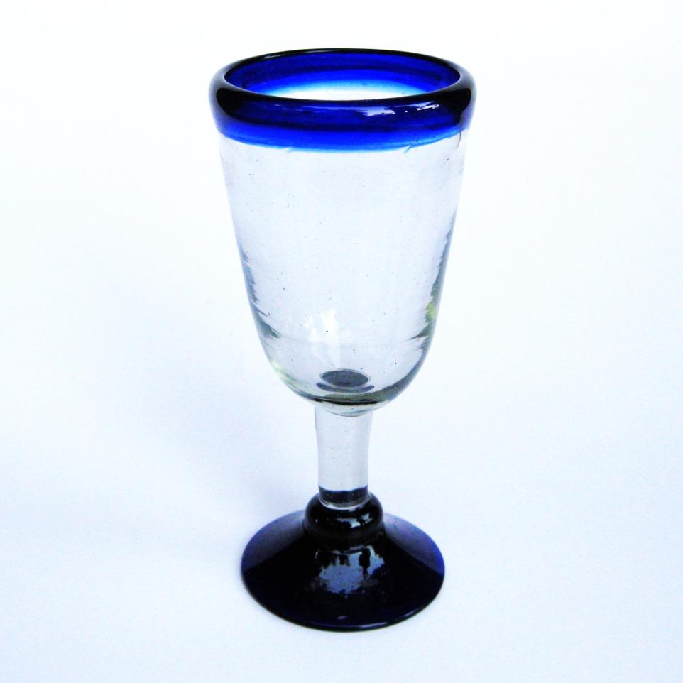 Borde Azul Cobalto / Juego de 6 copas para vino anguladas con borde azul cobalto / Adorne su mesa con stos elegantes clices para vino. Un detalle azul cobalto en el borde complementa el diseo.